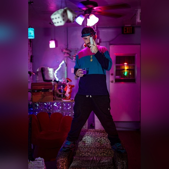 Meet your Posher, Pistols - Picture 5 of 5